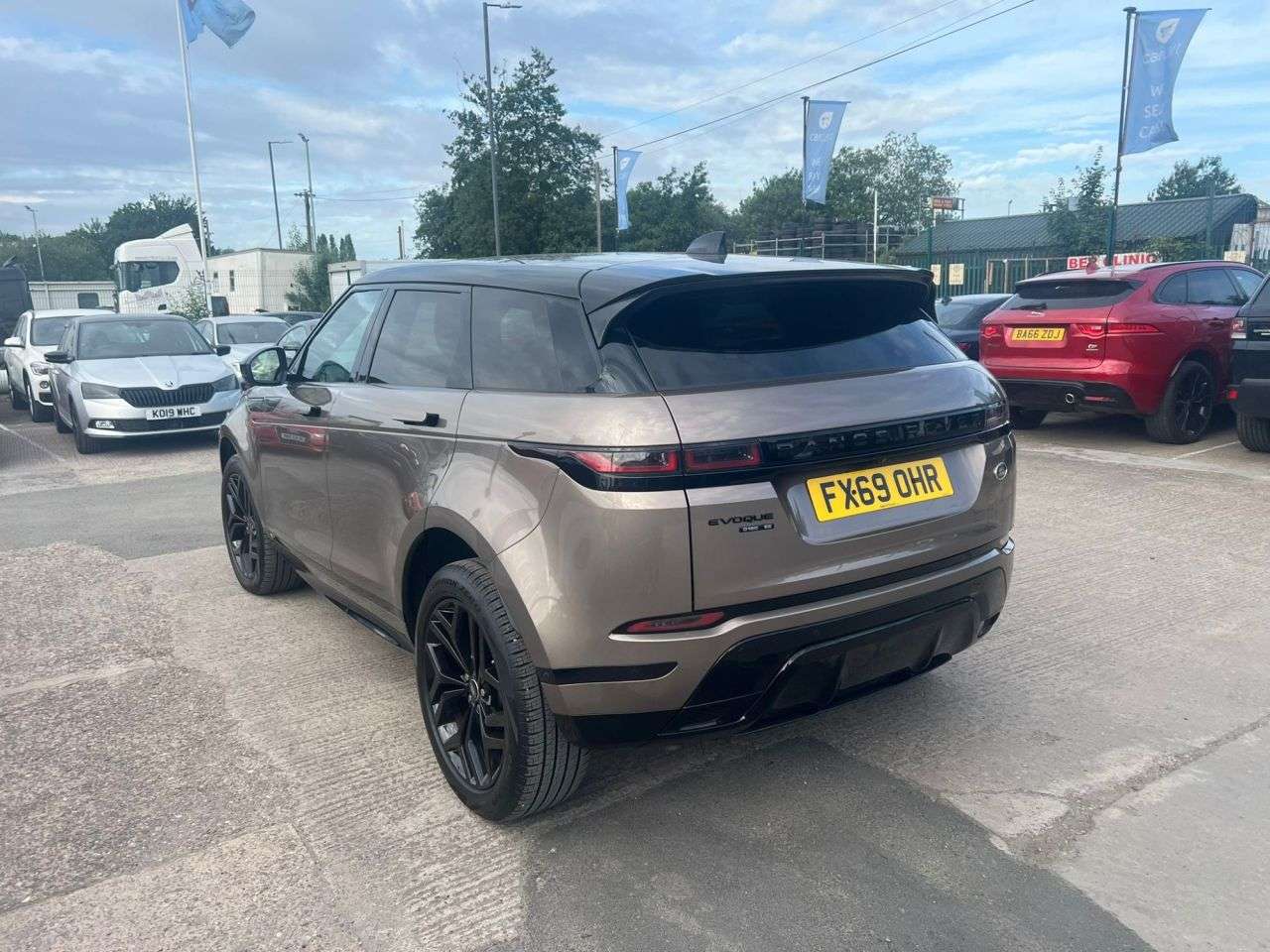 2019 LAND ROVER RANGE ROVER EVOQUE 2019 LAND ROVER RANGE ROVER EVOQUE