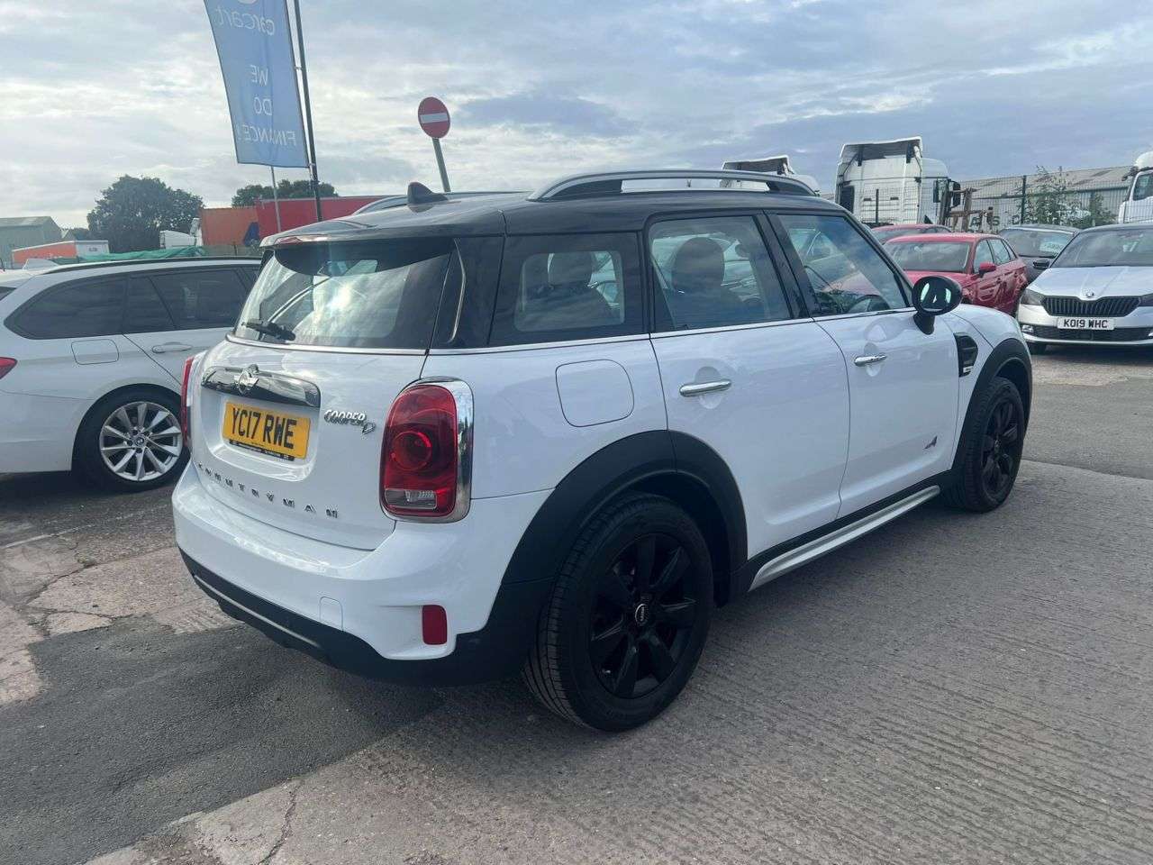 2017 MINI COUNTRYMAN 2017 MINI COUNTRYMAN