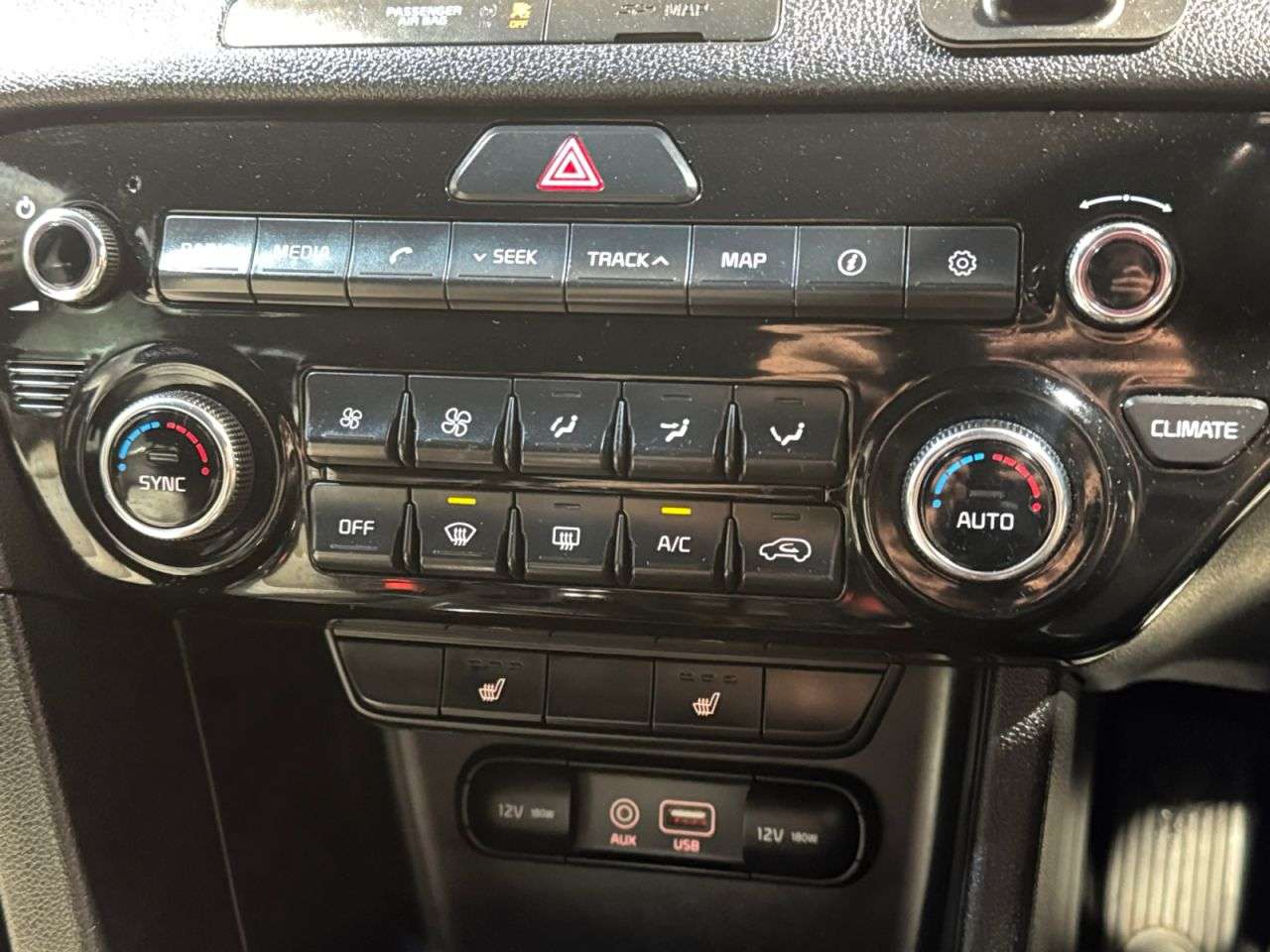 2018 KIA SPORTAGE 2018 KIA SPORTAGE