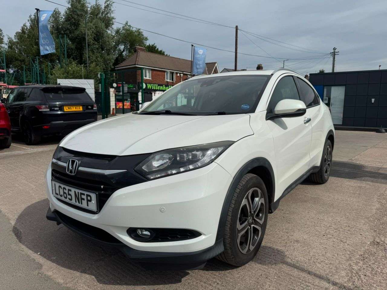 A 2016 HONDA HR-V 1.6 i-DTEC EX SUV 5dr Diesel Manual Euro 6 (s/s) (120 ps) (Rates starting a A 2016 HONDA HR-V 1.6 i-DTEC EX SUV 5dr Diesel Manual Euro 6 (s/s) (120 ps) (Rates starting a