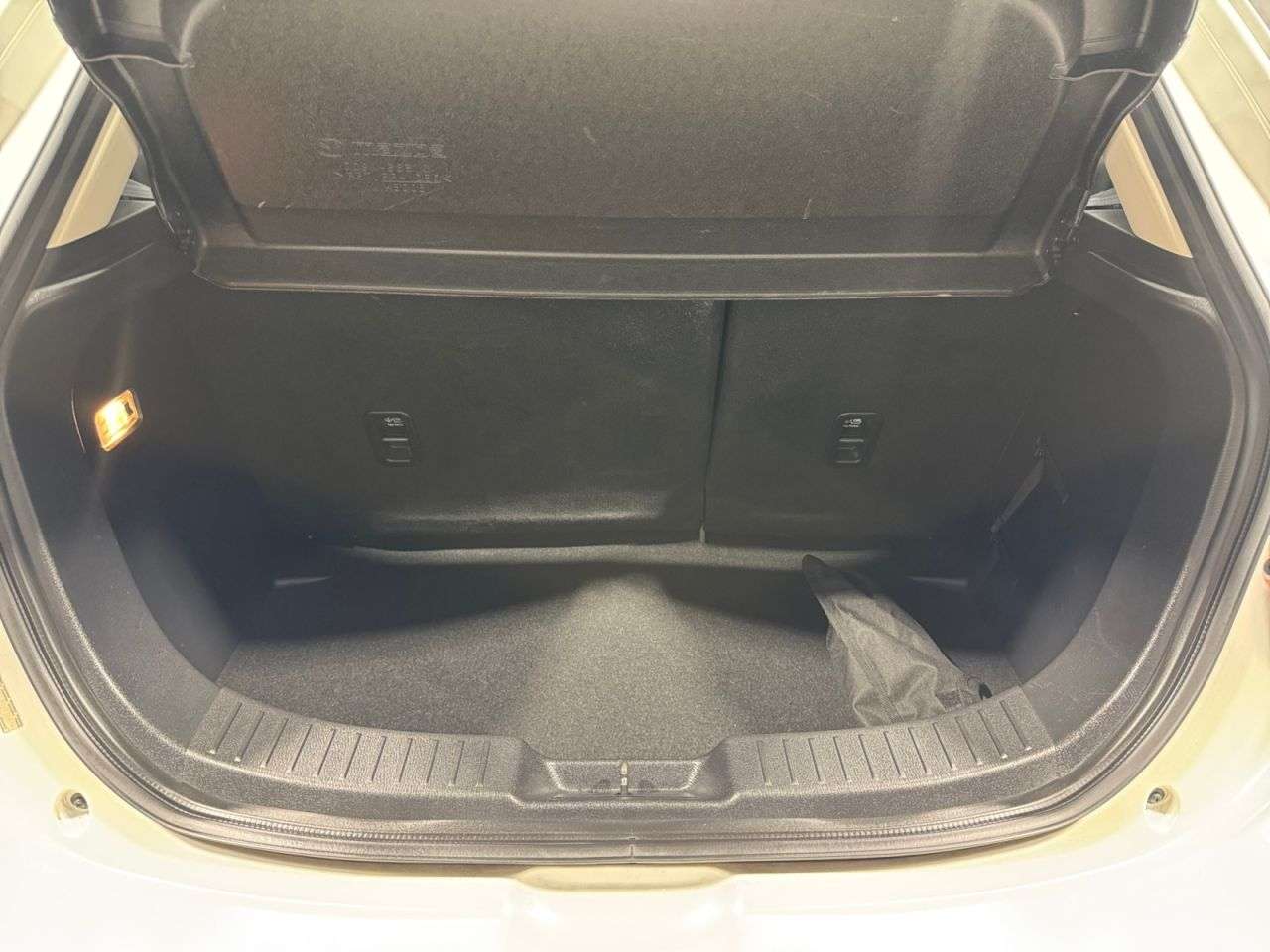 2019 MAZDA MAZDA2 2019 MAZDA MAZDA2