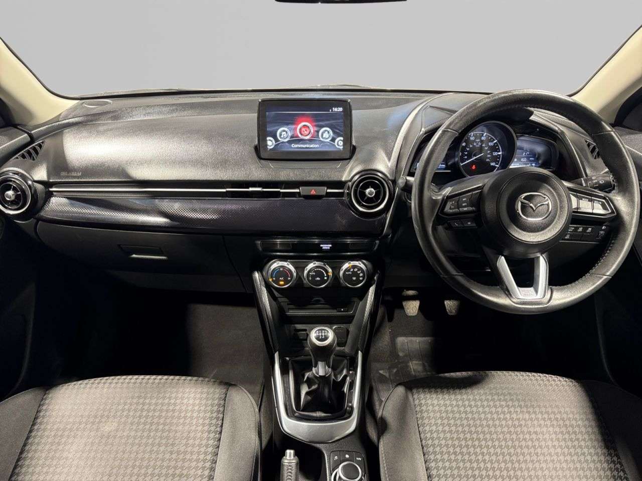 2019 MAZDA MAZDA2 2019 MAZDA MAZDA2
