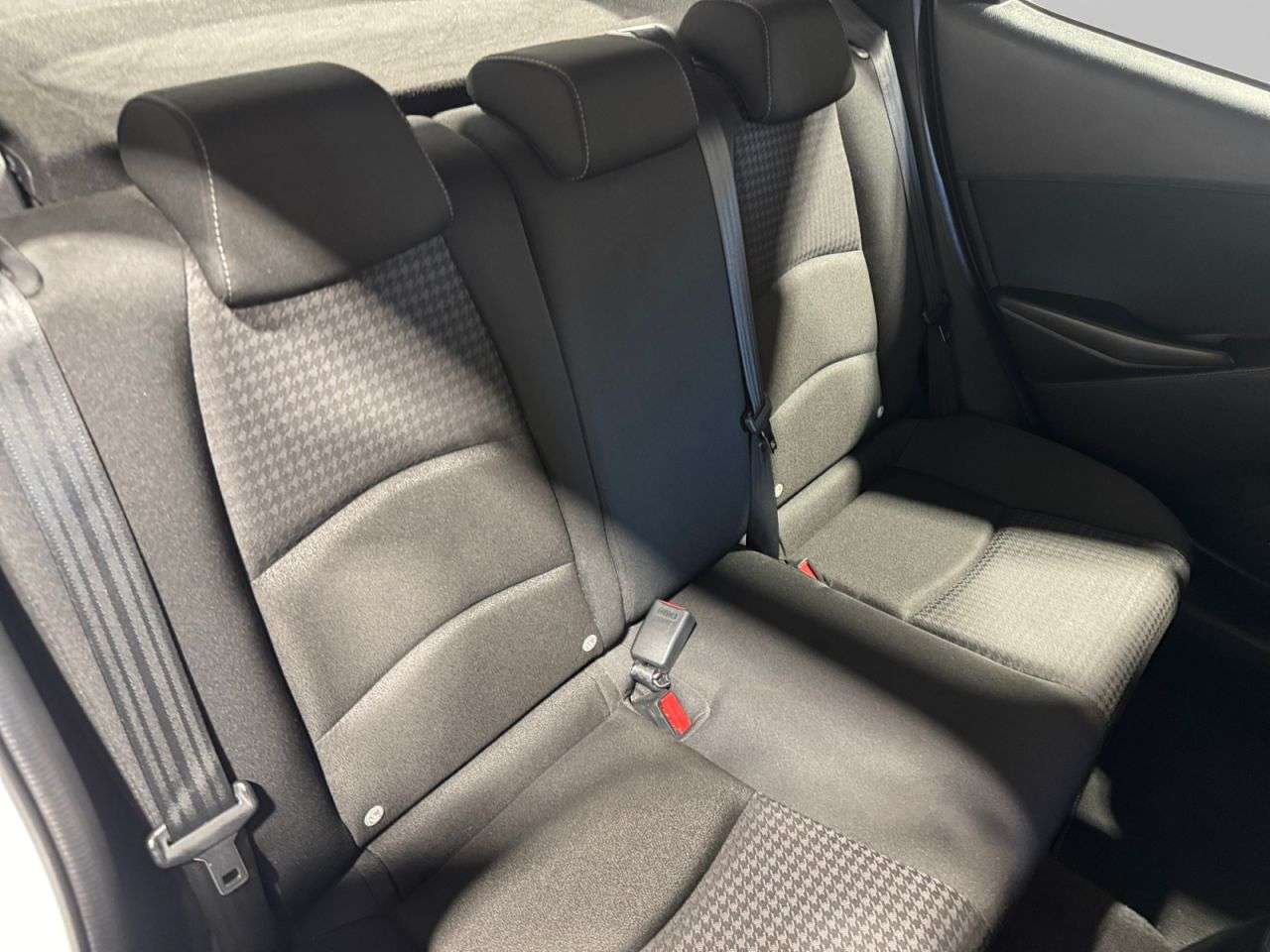 2019 MAZDA MAZDA2 2019 MAZDA MAZDA2