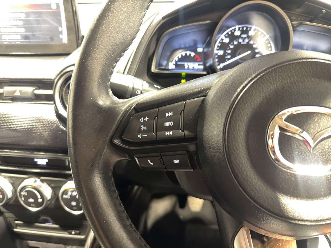 2019 MAZDA MAZDA2 2019 MAZDA MAZDA2