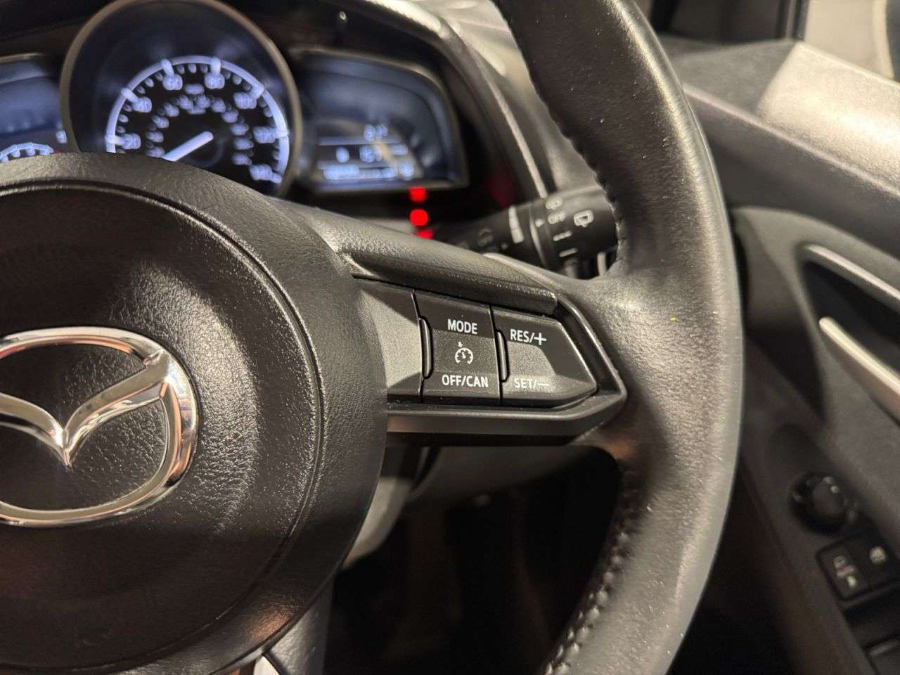 2019 MAZDA MAZDA2 2019 MAZDA MAZDA2