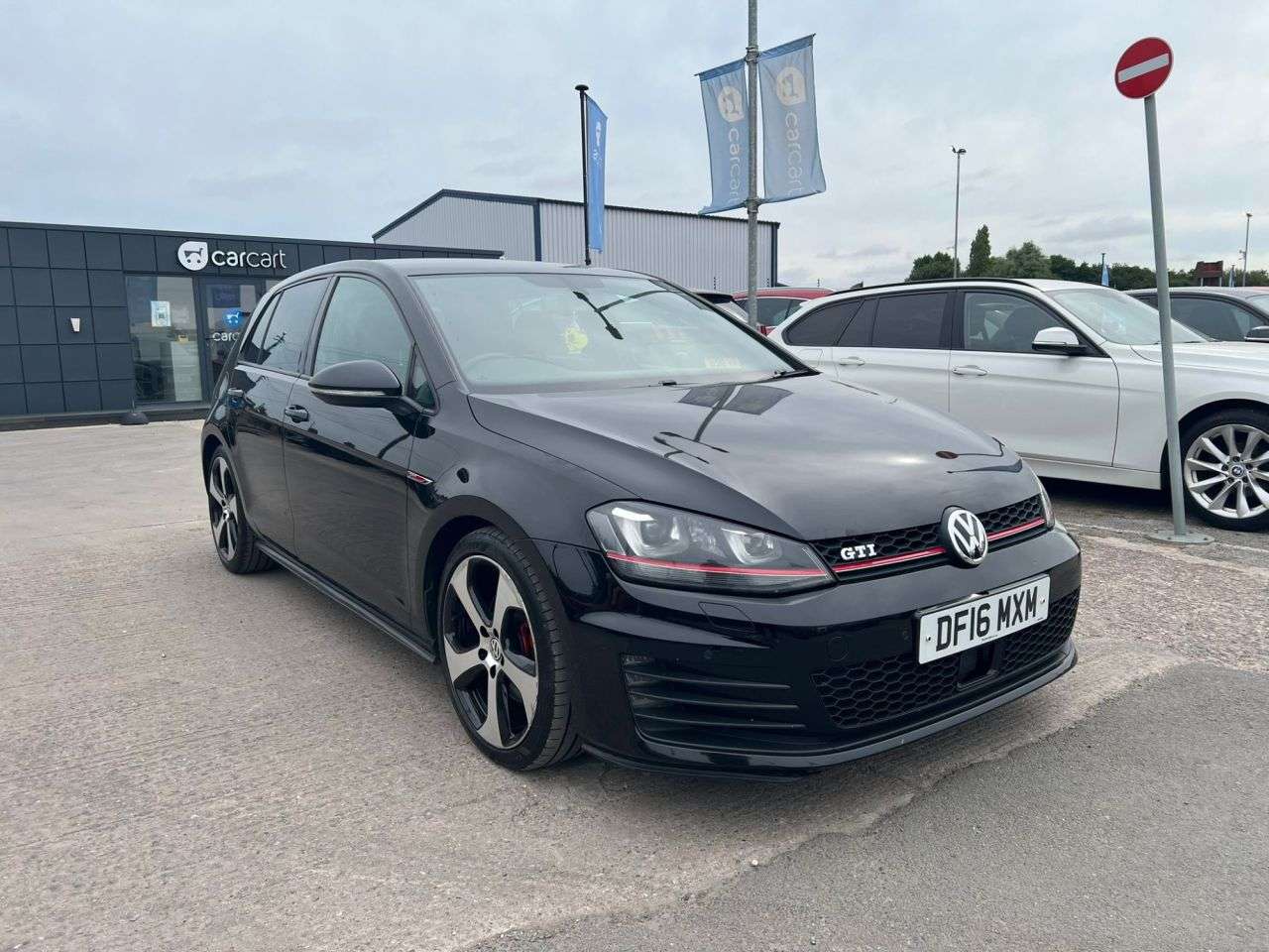 A 2016 VOLKSWAGEN GOLF 2.0 TSI BlueMotion Tech GTI Hatchback 5dr Petrol DSG Euro 6 (s/s) (220 ps) A 2016 VOLKSWAGEN GOLF 2.0 TSI BlueMotion Tech GTI Hatchback 5dr Petrol DSG Euro 6 (s/s) (220 ps)