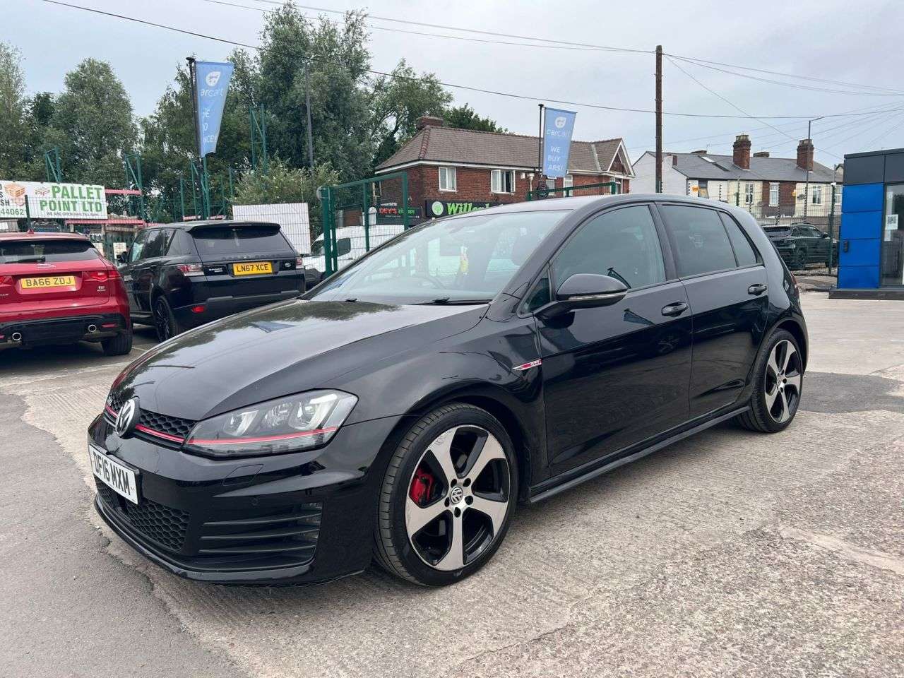 A 2016 VOLKSWAGEN GOLF 2.0 TSI BlueMotion Tech GTI Hatchback 5dr Petrol DSG Euro 6 (s/s) (220 ps) A 2016 VOLKSWAGEN GOLF 2.0 TSI BlueMotion Tech GTI Hatchback 5dr Petrol DSG Euro 6 (s/s) (220 ps)