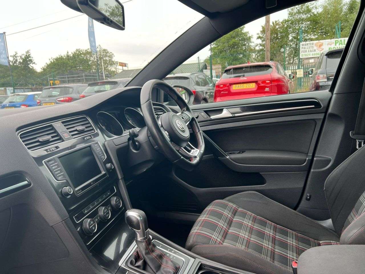 2016 VOLKSWAGEN GOLF 2016 VOLKSWAGEN GOLF