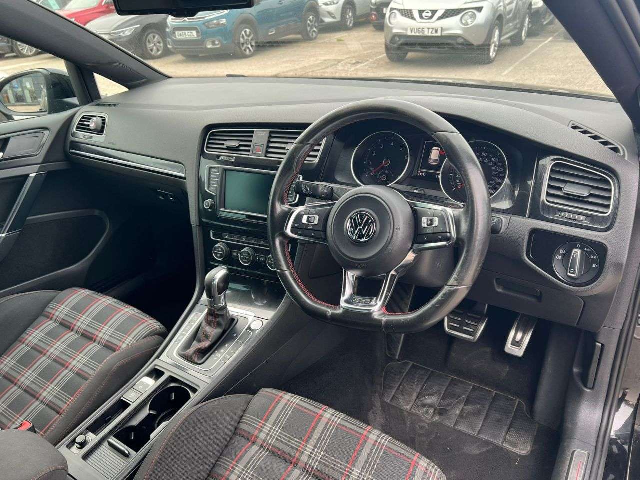 2016 VOLKSWAGEN GOLF 2016 VOLKSWAGEN GOLF