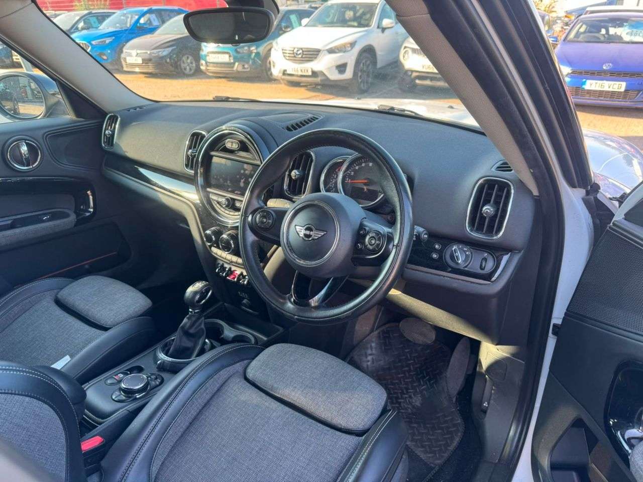 2017 MINI COUNTRYMAN 2017 MINI COUNTRYMAN