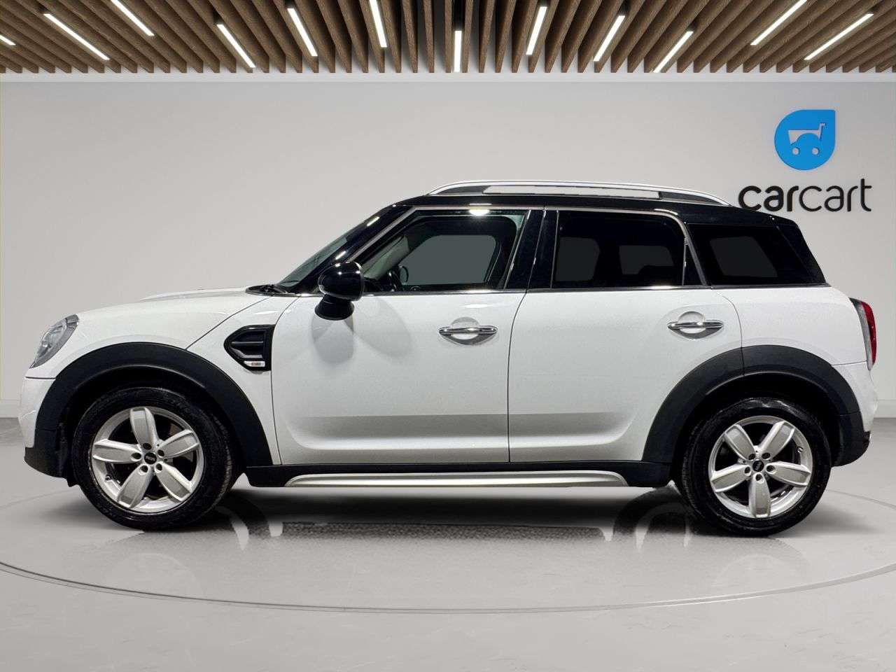 A 2017 MINI COUNTRYMAN 2.0 Cooper D SUV 5dr Diesel Auto Euro 6 (s/s) (150 ps) (Rates starting as l A 2017 MINI COUNTRYMAN 2.0 Cooper D SUV 5dr Diesel Auto Euro 6 (s/s) (150 ps) (Rates starting as l
