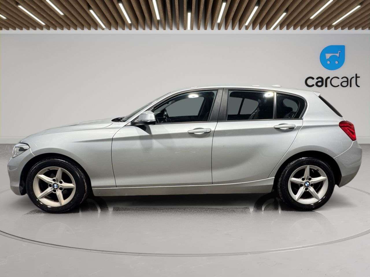 A 2017 BMW 1 SERIES 1.5 116d SE Business Hatchback 5dr Diesel Manual Euro 6 (s/s) (116 ps) (Rat A 2017 BMW 1 SERIES 1.5 116d SE Business Hatchback 5dr Diesel Manual Euro 6 (s/s) (116 ps) (Rat