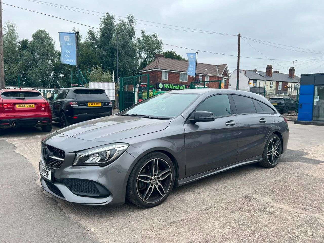 A 2017 MERCEDES-BENZ CLA 2.1 CLA220d AMG Line Shooting Brake 5dr Diesel 7G-DCT Euro 6 (s/s) (177 ps) A 2017 MERCEDES-BENZ CLA 2.1 CLA220d AMG Line Shooting Brake 5dr Diesel 7G-DCT Euro 6 (s/s) (177 ps)