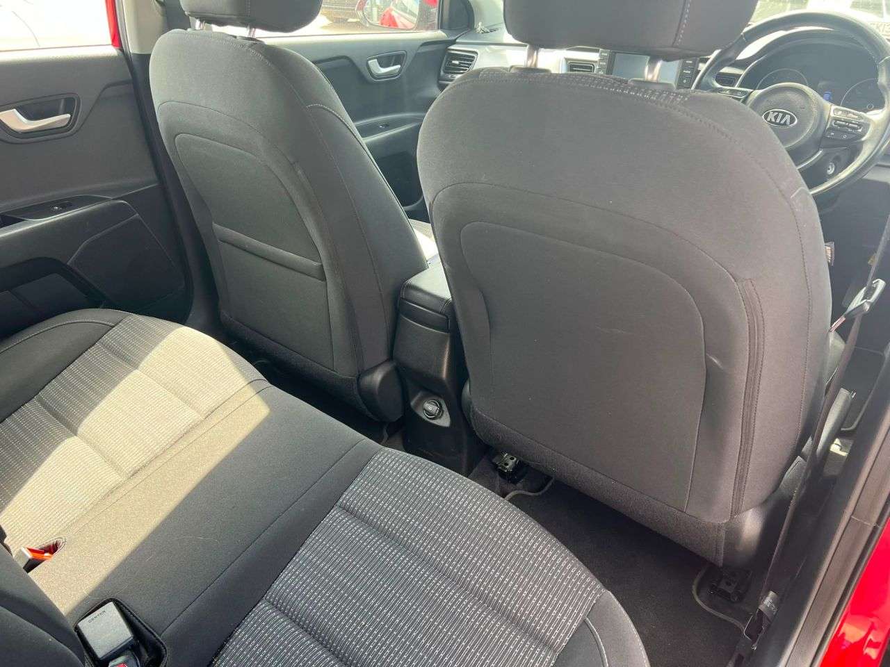 2018 KIA STONIC 2018 KIA STONIC