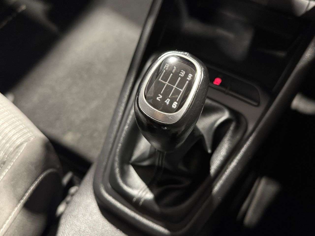 2018 KIA STONIC 2018 KIA STONIC