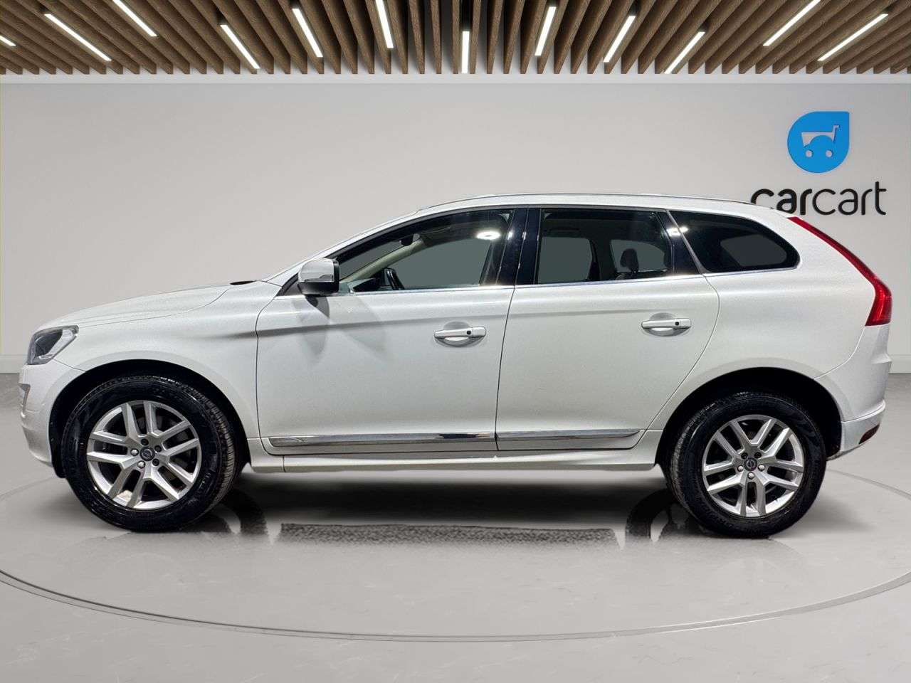 A 2016 VOLVO XC60 2.4 D5 SE Lux Nav SUV 5dr Diesel Auto AWD Euro 6 (s/s) (220 ps) (Rates star A 2016 VOLVO XC60 2.4 D5 SE Lux Nav SUV 5dr Diesel Auto AWD Euro 6 (s/s) (220 ps) (Rates star