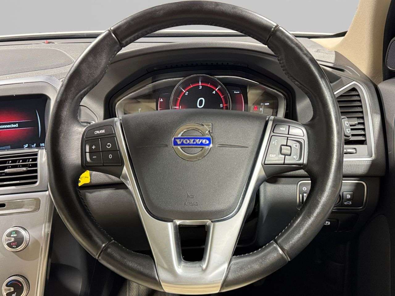 2016 VOLVO XC60 2016 VOLVO XC60