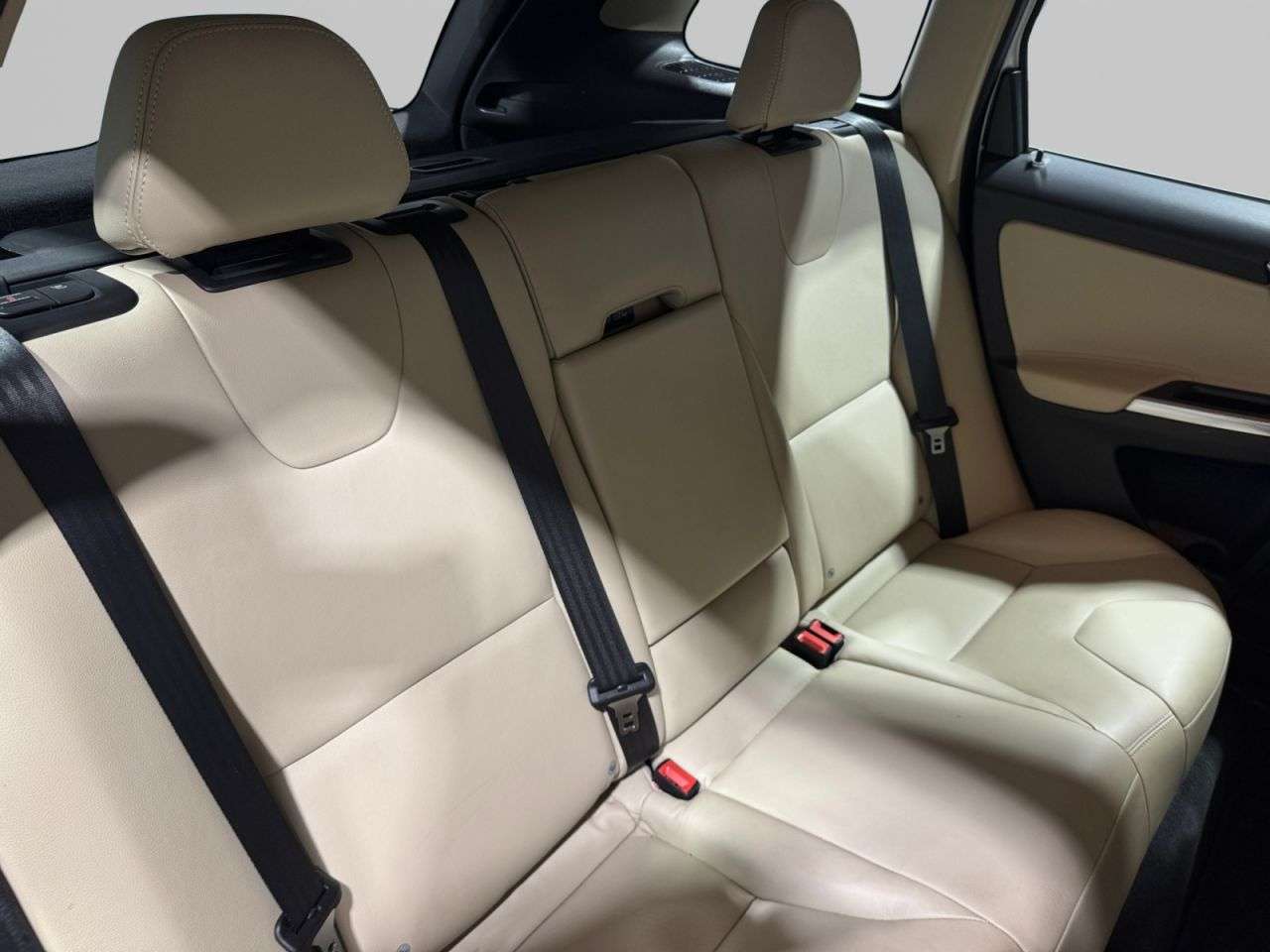 2016 VOLVO XC60 2016 VOLVO XC60