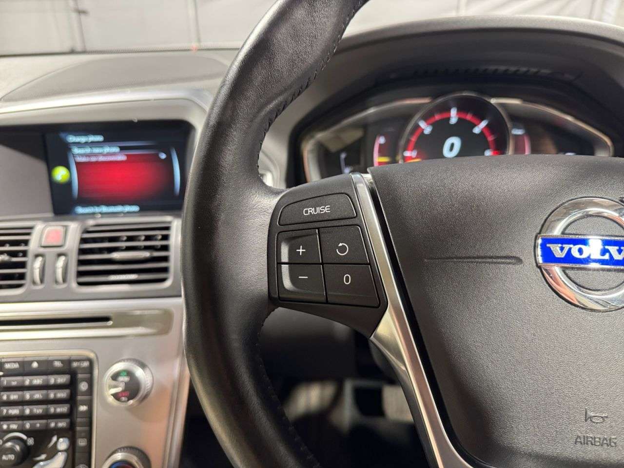 2016 VOLVO XC60 2016 VOLVO XC60