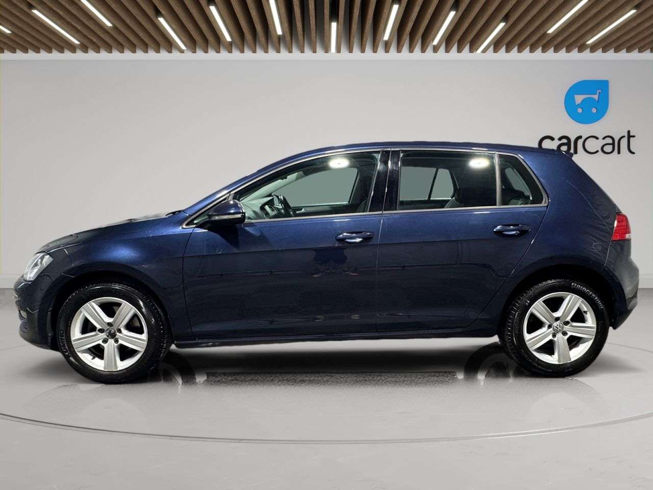 A 2016 VOLKSWAGEN GOLF 1.6 TDI BlueMotion Tech Match Edition Hatchback 5dr Diesel Manual Euro 6 (s A 2016 VOLKSWAGEN GOLF 1.6 TDI BlueMotion Tech Match Edition Hatchback 5dr Diesel Manual Euro 6 (s