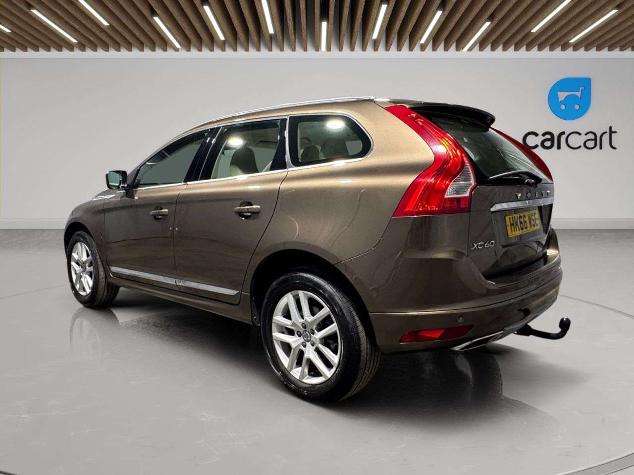 2017 VOLVO XC60 2017 VOLVO XC60