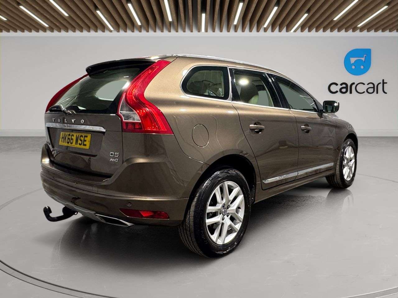 2017 VOLVO XC60 2017 VOLVO XC60