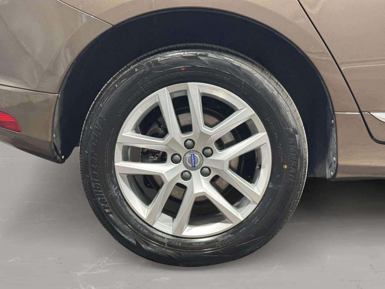 2017 VOLVO XC60 2017 VOLVO XC60