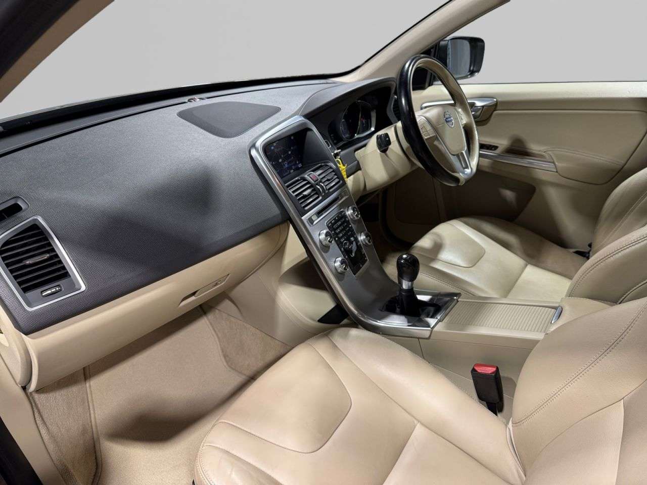 2017 VOLVO XC60 2017 VOLVO XC60