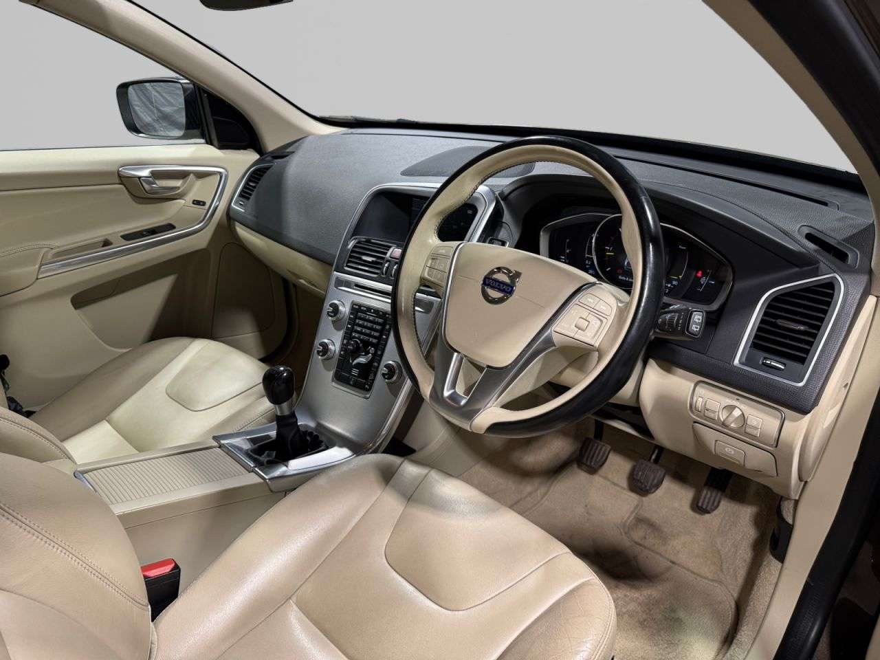 2017 VOLVO XC60 2017 VOLVO XC60