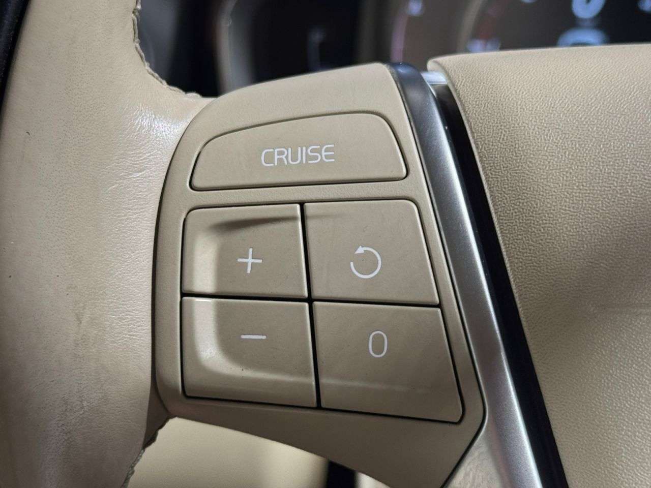 2017 VOLVO XC60 2017 VOLVO XC60