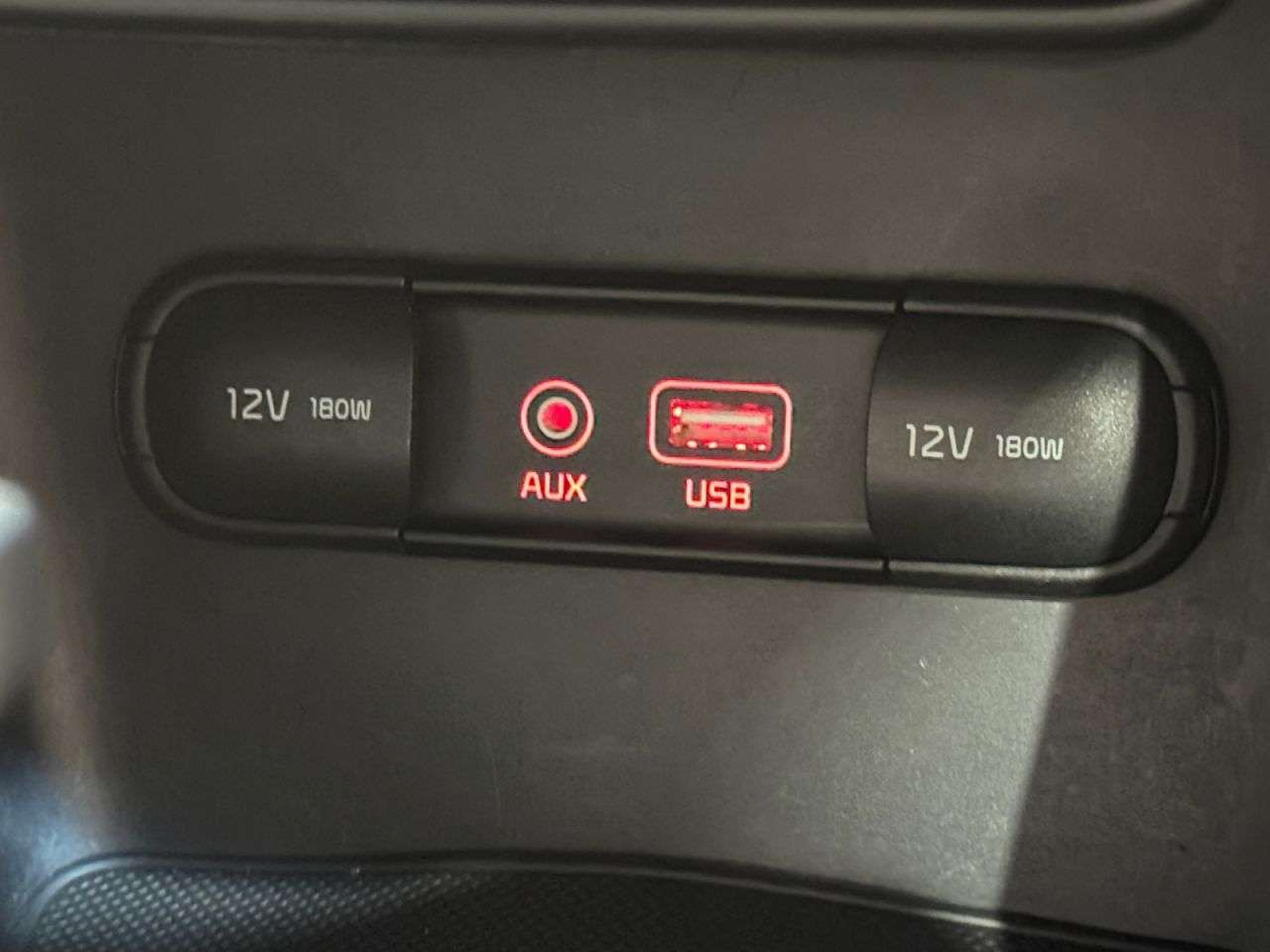 2017 KIA SPORTAGE 2017 KIA SPORTAGE