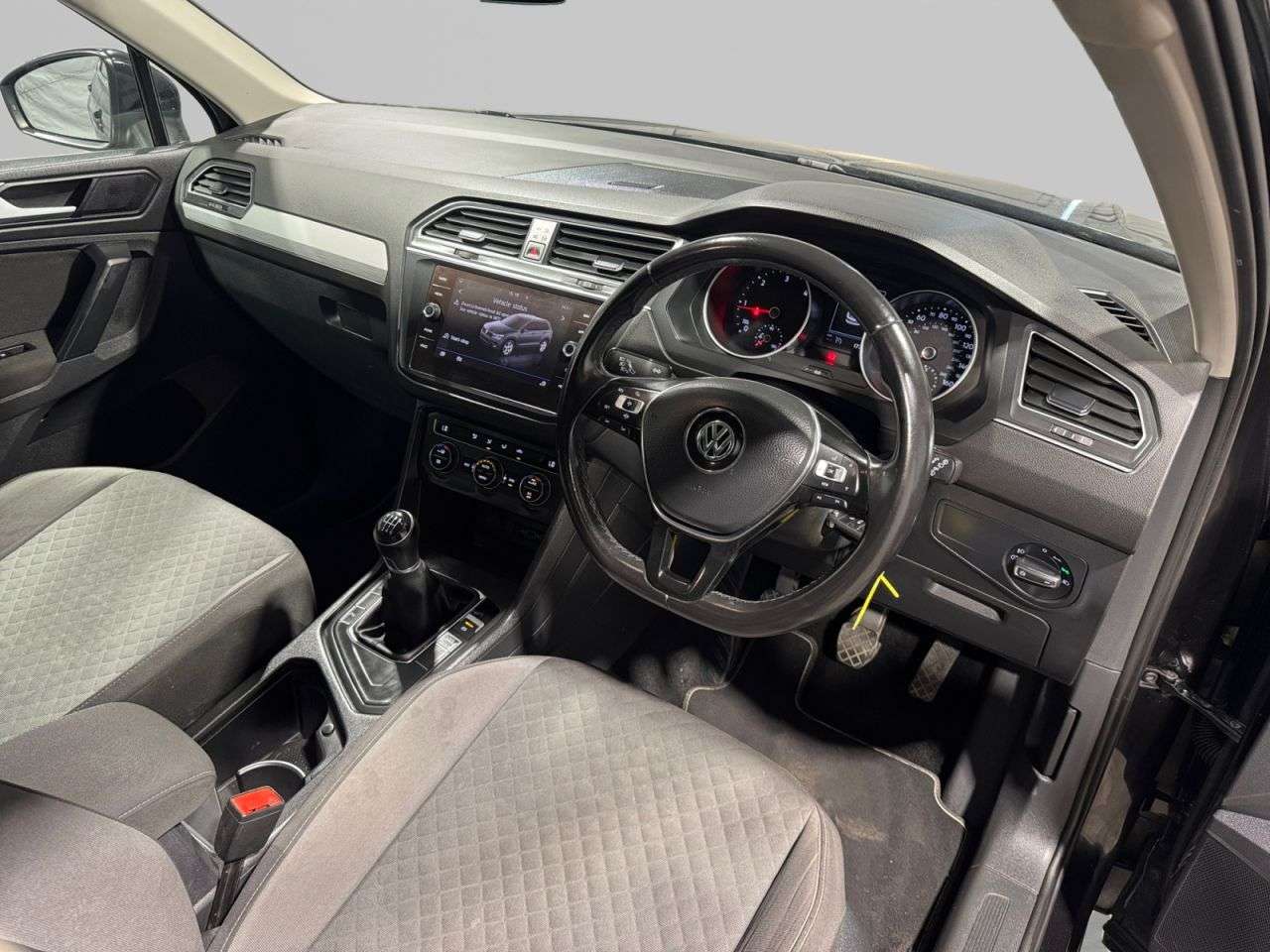 2018 VOLKSWAGEN TIGUAN 2018 VOLKSWAGEN TIGUAN