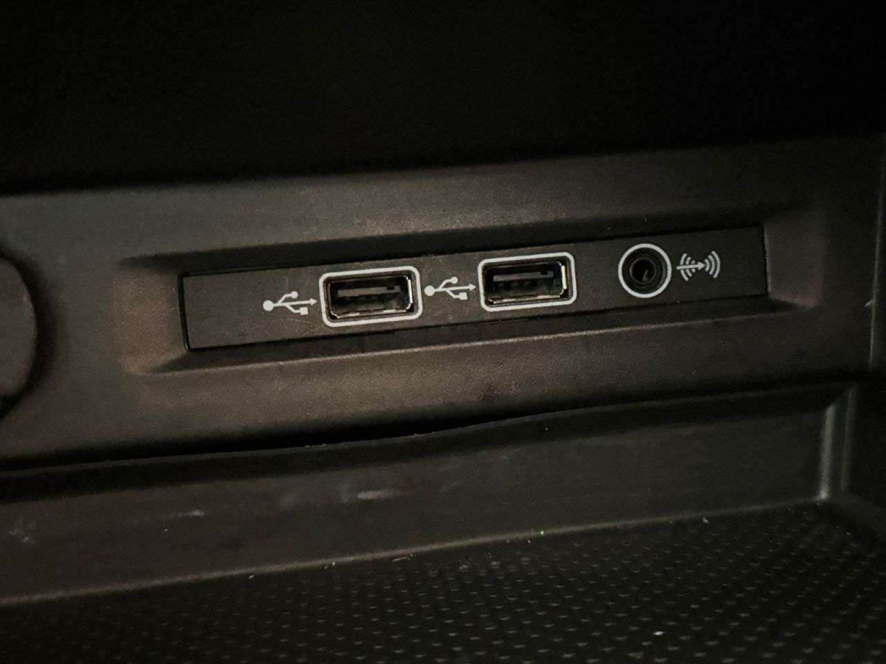 2018 VOLKSWAGEN TIGUAN 2018 VOLKSWAGEN TIGUAN