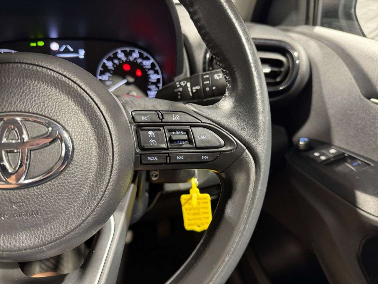 2022 TOYOTA YARIS 2022 TOYOTA YARIS