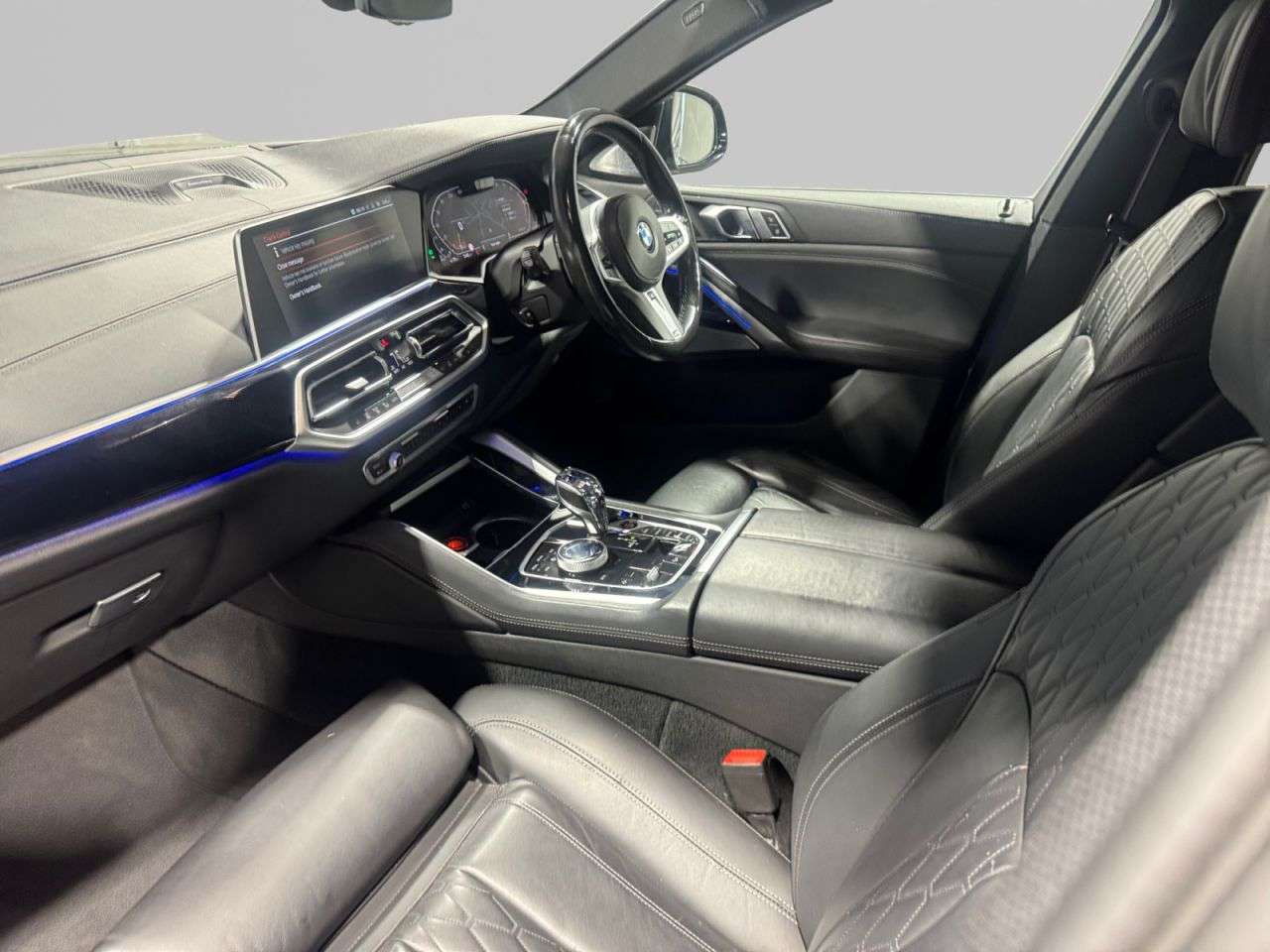2022 BMW X6 2022 BMW X6