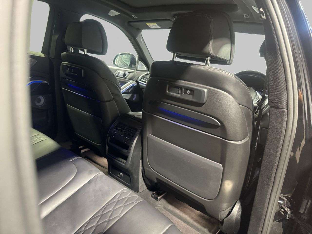 2022 BMW X6 2022 BMW X6