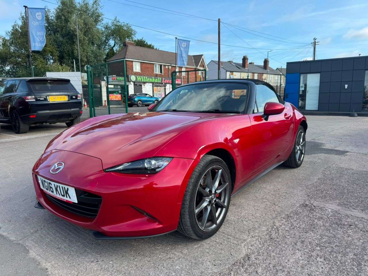 A 2016 MAZDA MX-5 2.0 SKYACTIV-G Sport Nav Convertible 2dr Petrol Manual Euro 6 (160 ps) (Rat A 2016 MAZDA MX-5 2.0 SKYACTIV-G Sport Nav Convertible 2dr Petrol Manual Euro 6 (160 ps) (Rat