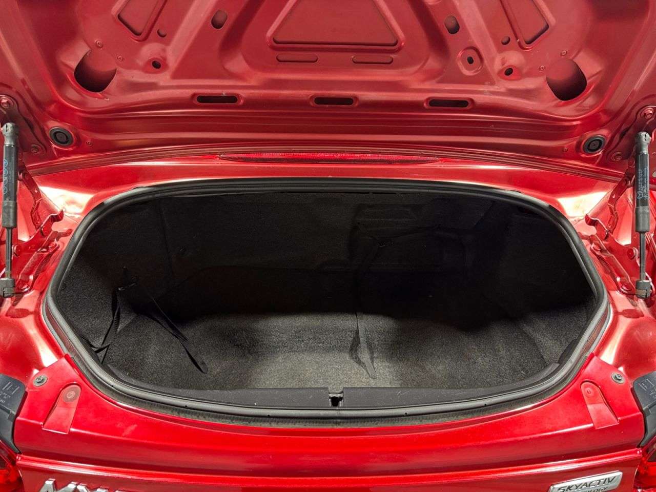 2016 MAZDA MX-5 2016 MAZDA MX-5