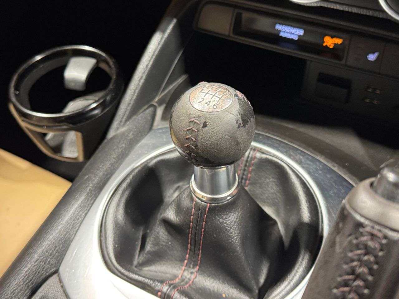 2016 MAZDA MX-5 2016 MAZDA MX-5