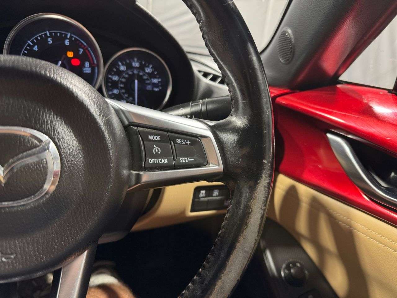 2016 MAZDA MX-5 2016 MAZDA MX-5
