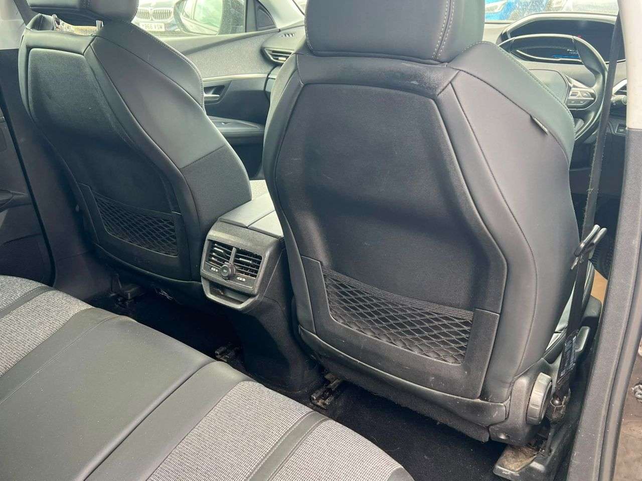 2019 PEUGEOT 3008 2019 PEUGEOT 3008