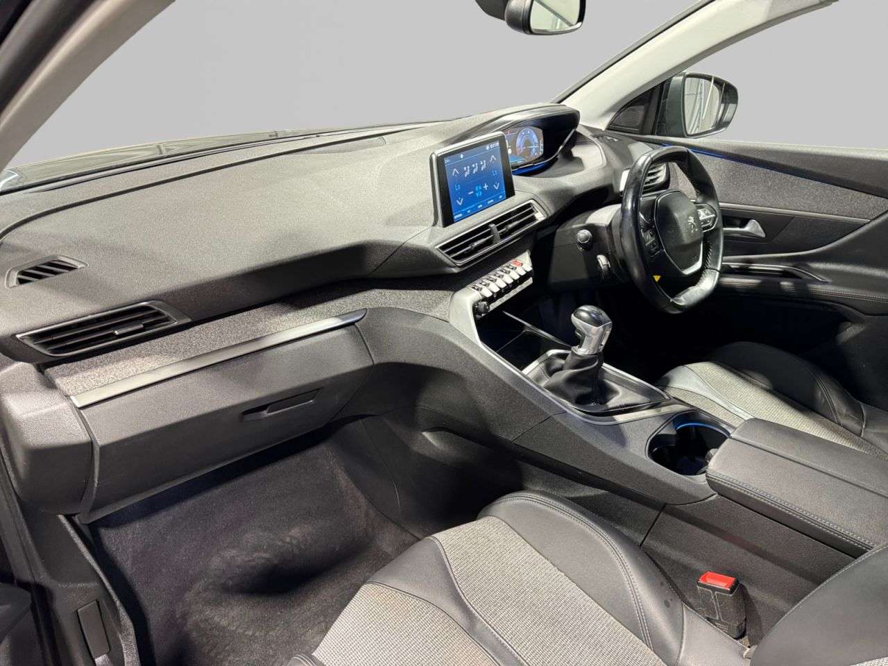2019 PEUGEOT 3008 2019 PEUGEOT 3008