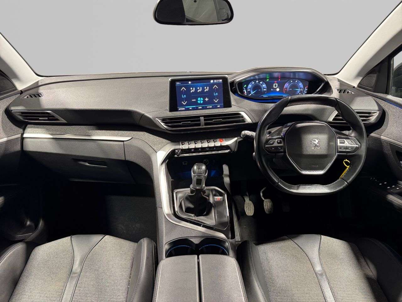 2019 PEUGEOT 3008 2019 PEUGEOT 3008