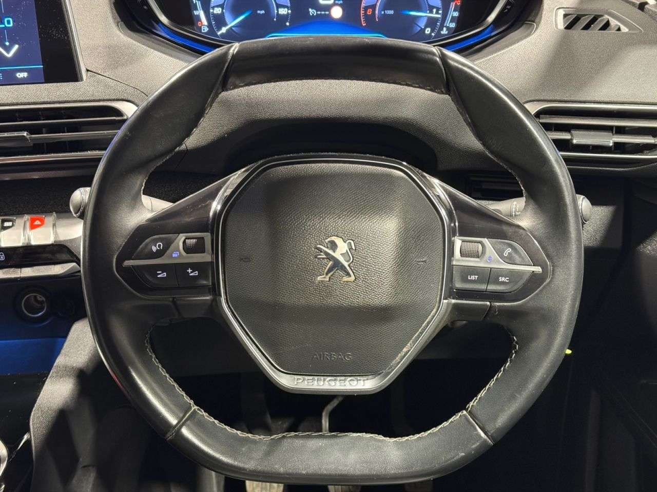 2019 PEUGEOT 3008 2019 PEUGEOT 3008