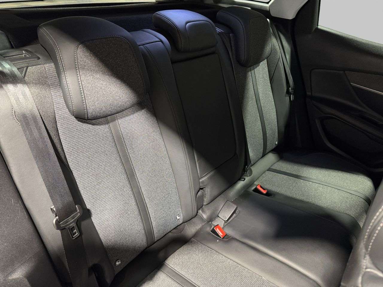 2019 PEUGEOT 3008 2019 PEUGEOT 3008