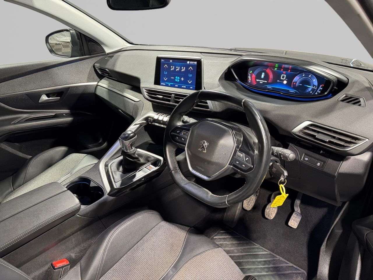 2019 PEUGEOT 3008 2019 PEUGEOT 3008