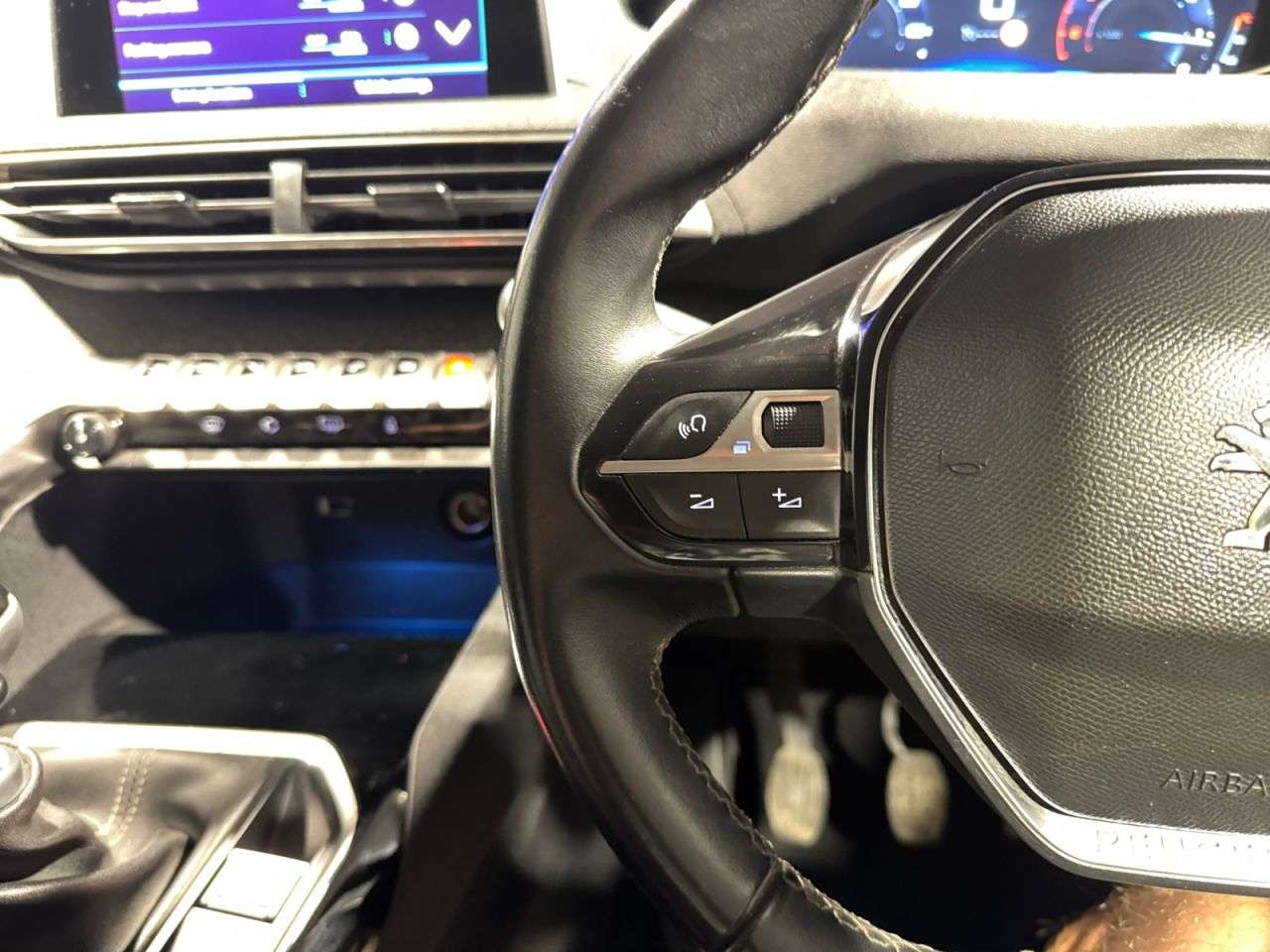 2019 PEUGEOT 3008 2019 PEUGEOT 3008