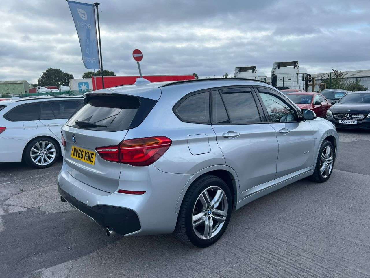 2016 BMW X1 2016 BMW X1