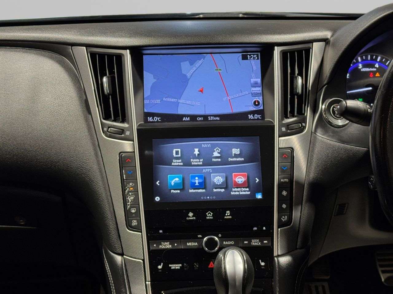 2017 INFINITI Q50 2017 INFINITI Q50