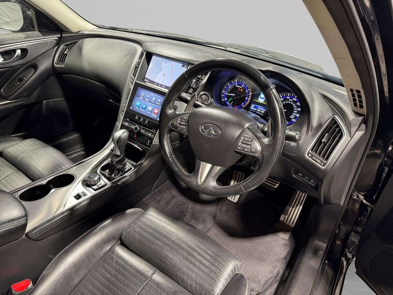 2017 INFINITI Q50 2017 INFINITI Q50